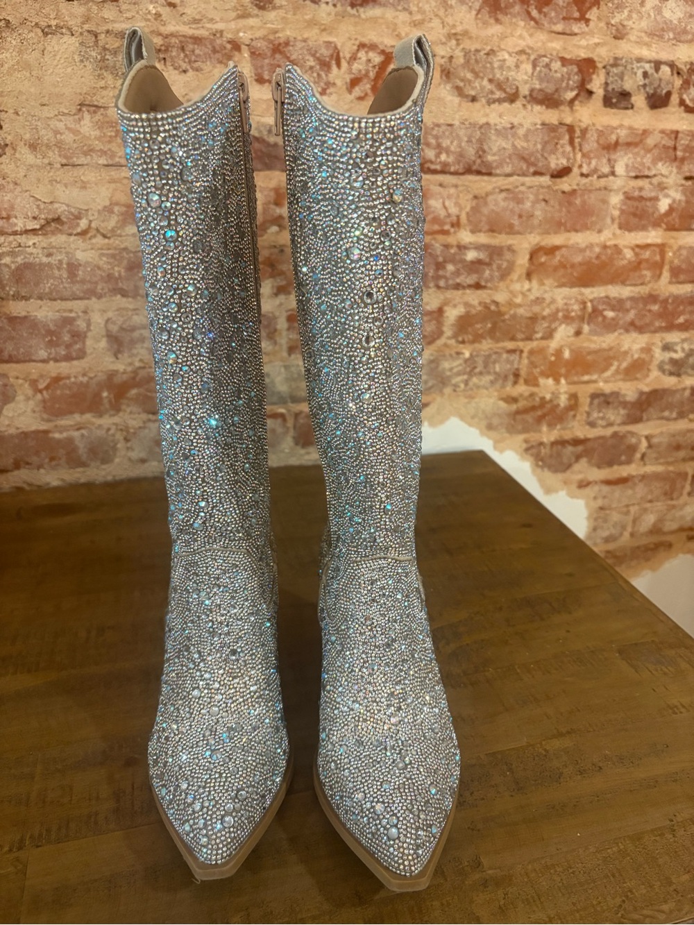 Women's Silver Rhinestone Embellished Boots Worn Once    Size 8